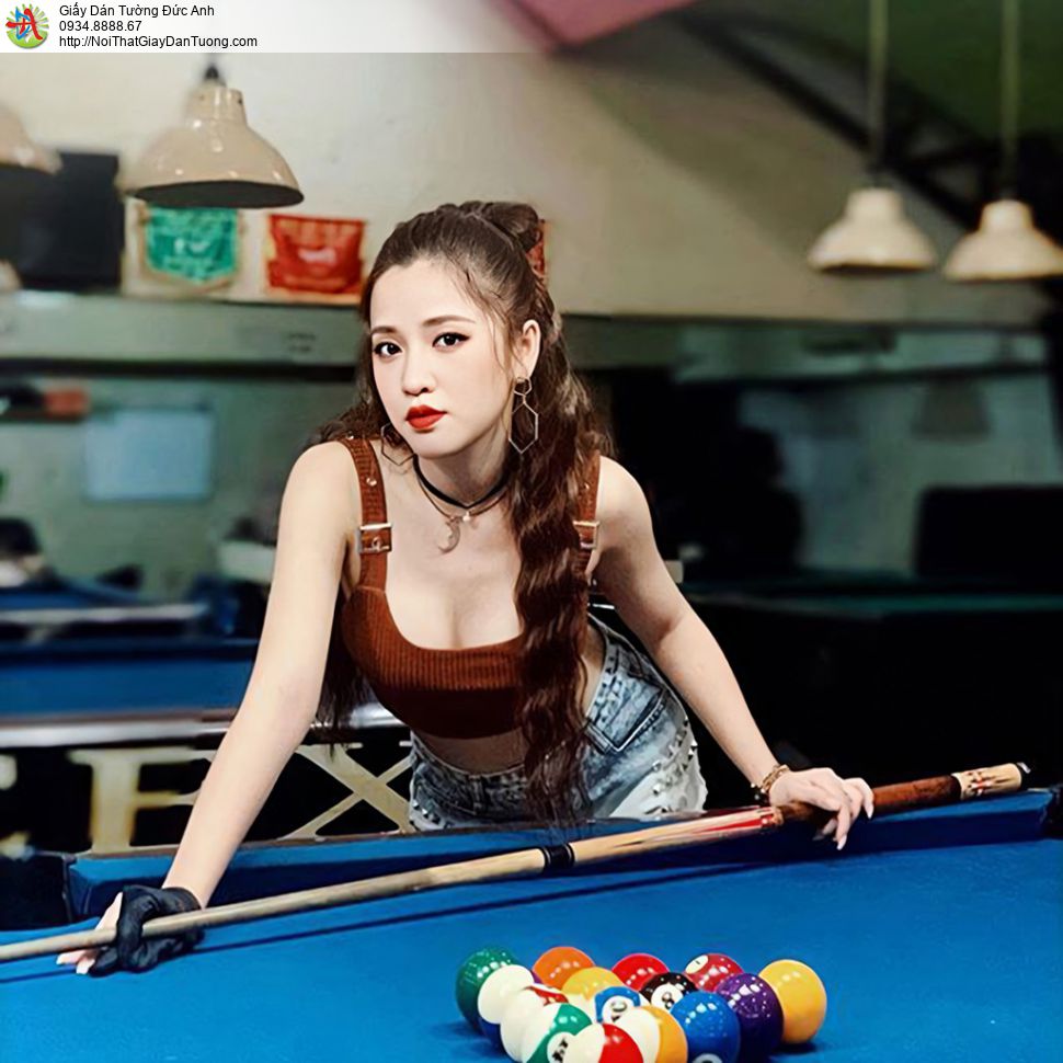 DA378 - Tranh dán tường cho quán bida đẹp, girl sexy đánh Billiard