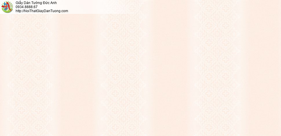 Giấy dán tường họa tiết sọc ca rô hồng nhạt: Với họa tiết sọc ca rô hồng nhạt trang nhã, giấy dán tường này sẽ tạo ra một không gian sống động và tươi mới cho ngôi nhà của bạn. Đó là lựa chọn tuyệt vời cho những ai muốn sở hữu một không gian sống động và ấm cúng.