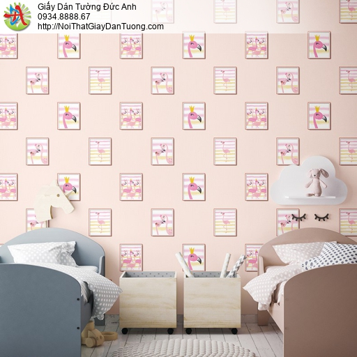 Fiore 81163-1, giấy dán tường nền màu hồng với những bức tranh treo đều làm điểm nhấn