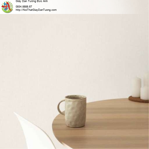 Giấy dán tường đơn giản màu vàng kem - Bloom 82098-1