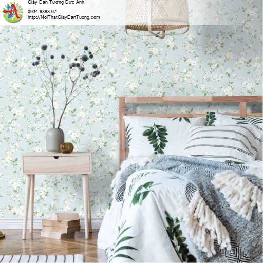 Giấy dán tường hoa trắng dây leo nền xanh dễ thương lãng mạn - Bloom 82095-3
